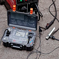 PAT-806 — система контроля токов утечки и параметров безопасности электрических приборов